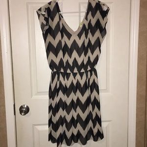 Black and tan v neck dress